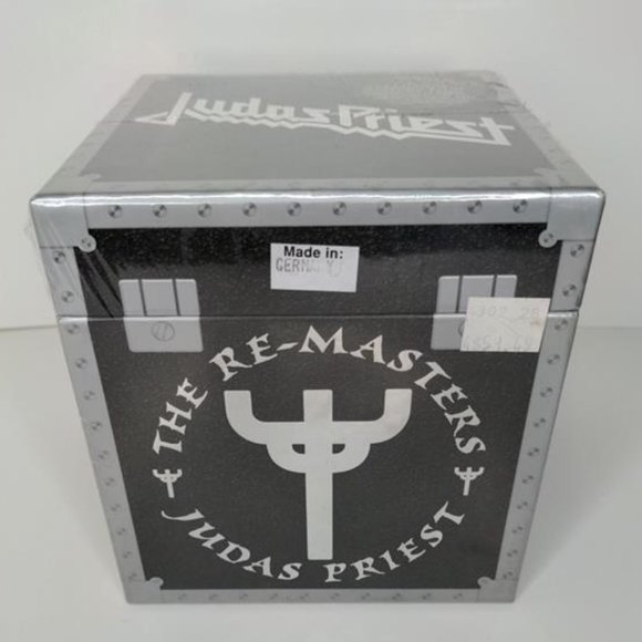 Judas Priest CD アルバム　限定ボックスセット JUDAS PRIEST、結成50周年を祝うCD42枚組マンモス級ボックス